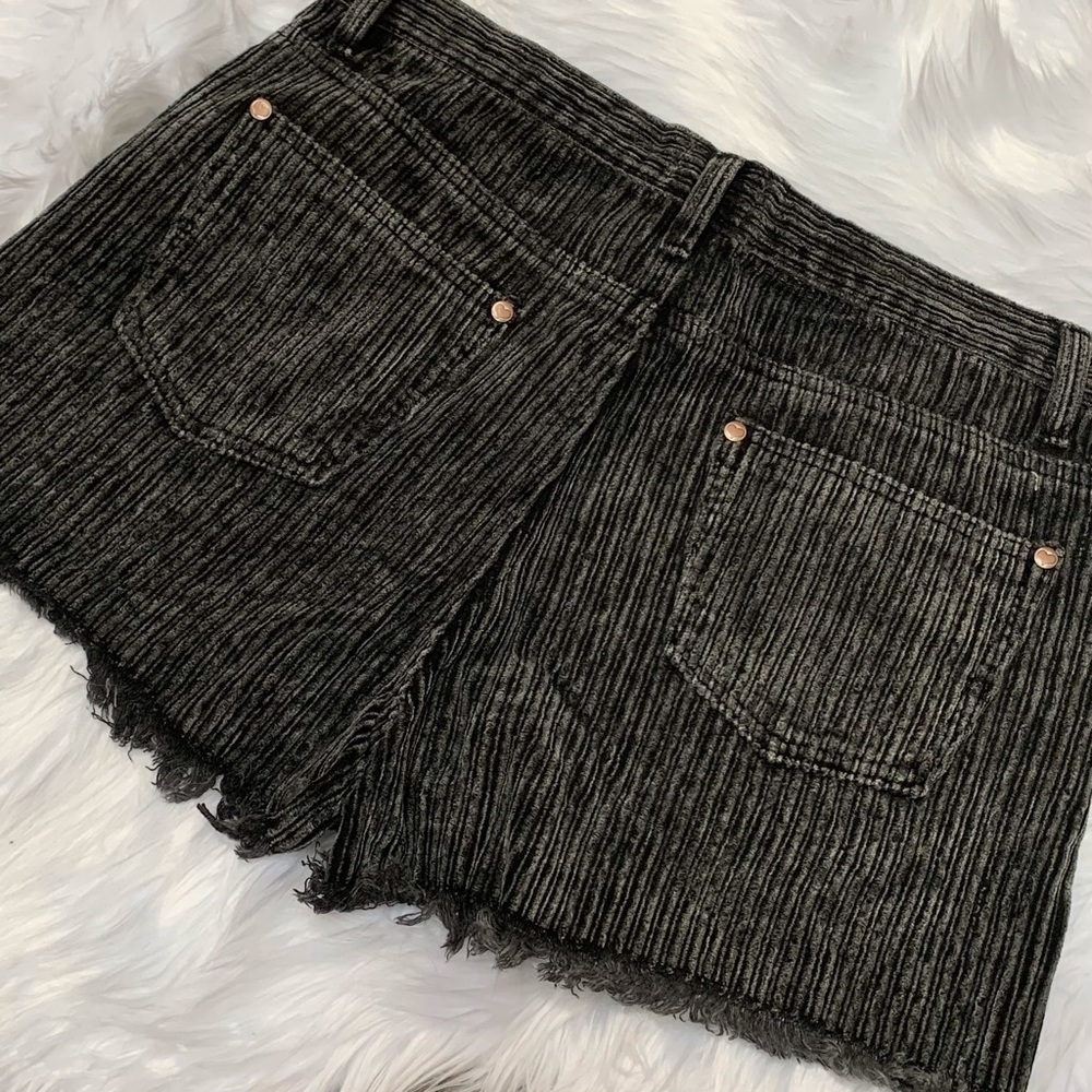 POL Black Distressed Frayed Hem Corduroy Shorts - Picture 8 of 12